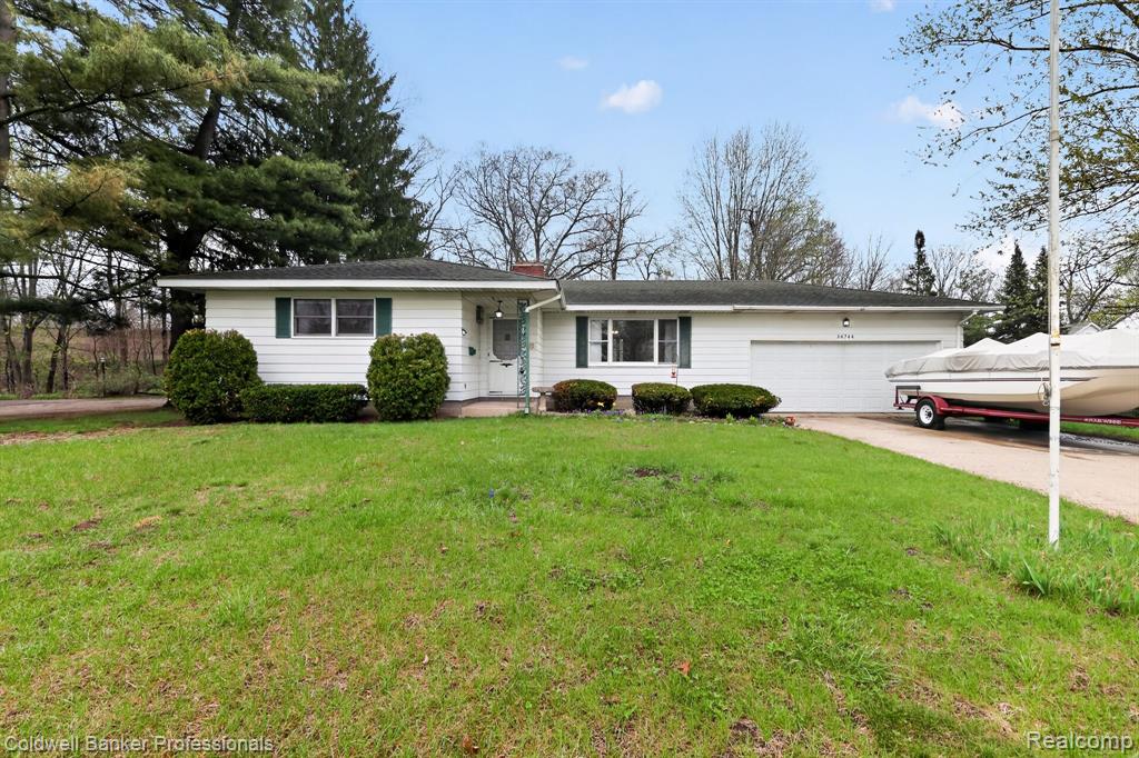 36744 N Romulus Avenue S, Romulus, MI 48174 — front exterior