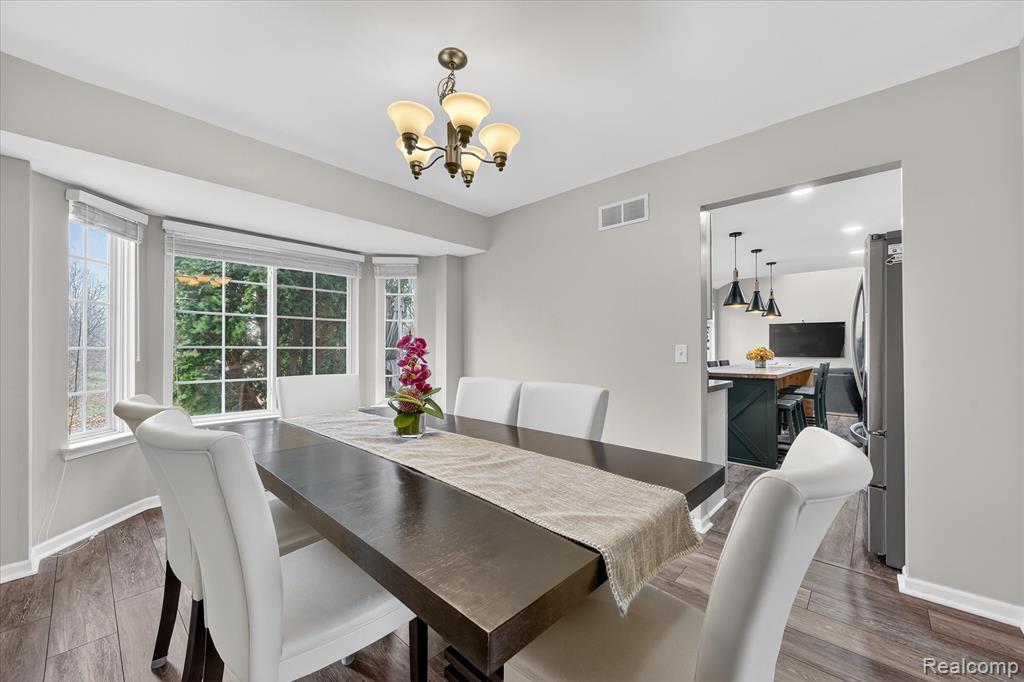 1029 White Trail, Wixom, MI 48393 — Photo 9