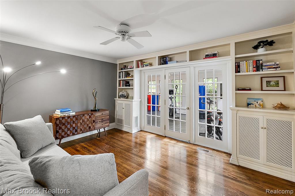 760 Lone Pine Road, Bloomfield Hills, MI 48304 — Photo 11