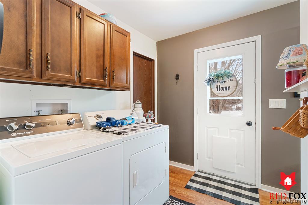 751 WILLIAMSBURG Drive, Caro, MI 48723 — Photo 18