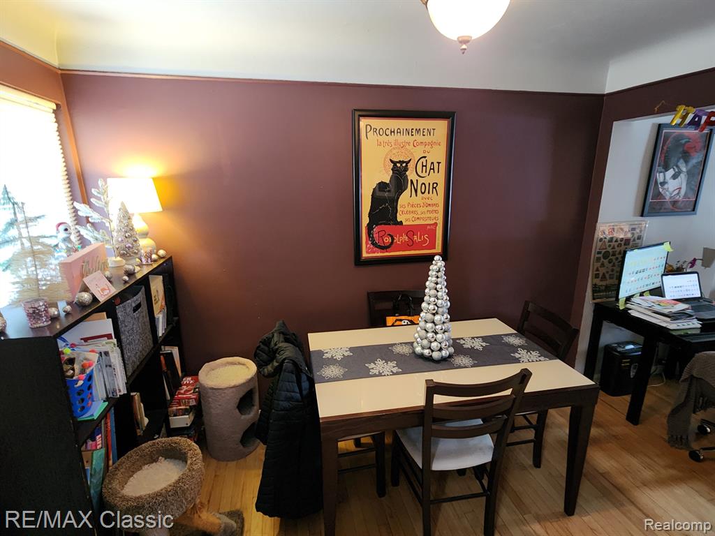 508 W HOUSTONIA Avenue, Royal Oak, MI 48073 — Photo 4