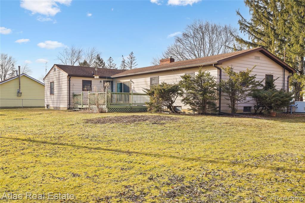 4386 Bennett Drive, Burton, MI 48519 — Photo 7