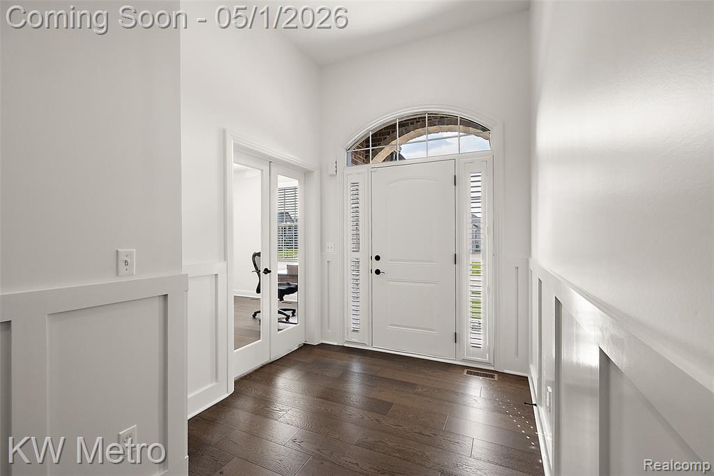 55162 Benson Court, Shelby Twp, MI 48316 — Photo 4