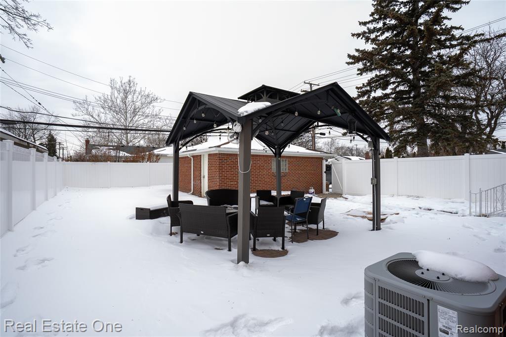 6341 N Charlesworth Street, Dearborn Heights, MI 48127 — Photo 31