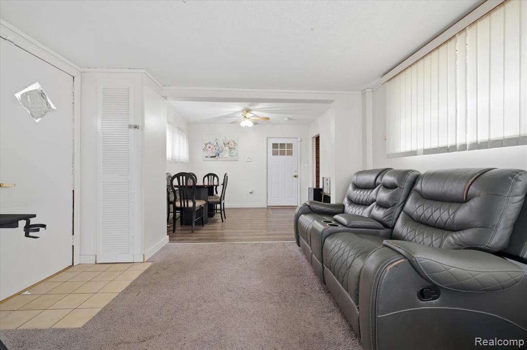 7439 Carrousel Boulevard, Westland, MI — Photo 14
