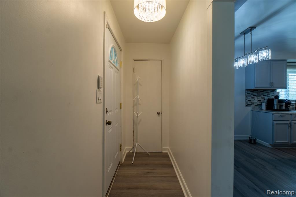 18445 Helen Street, Detroit, MI 48234 — Photo 18