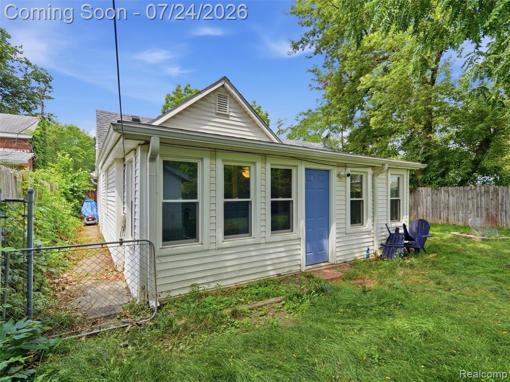 890 E Grand Boulevard, Ypsilanti, MI 48198 — Photo 28