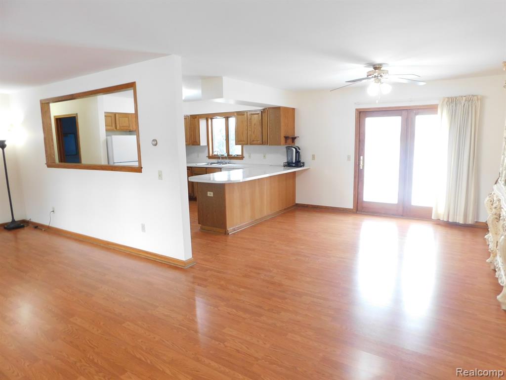 410 GOLF VIEW Drive, Sandusky, MI 48471 — Photo 13