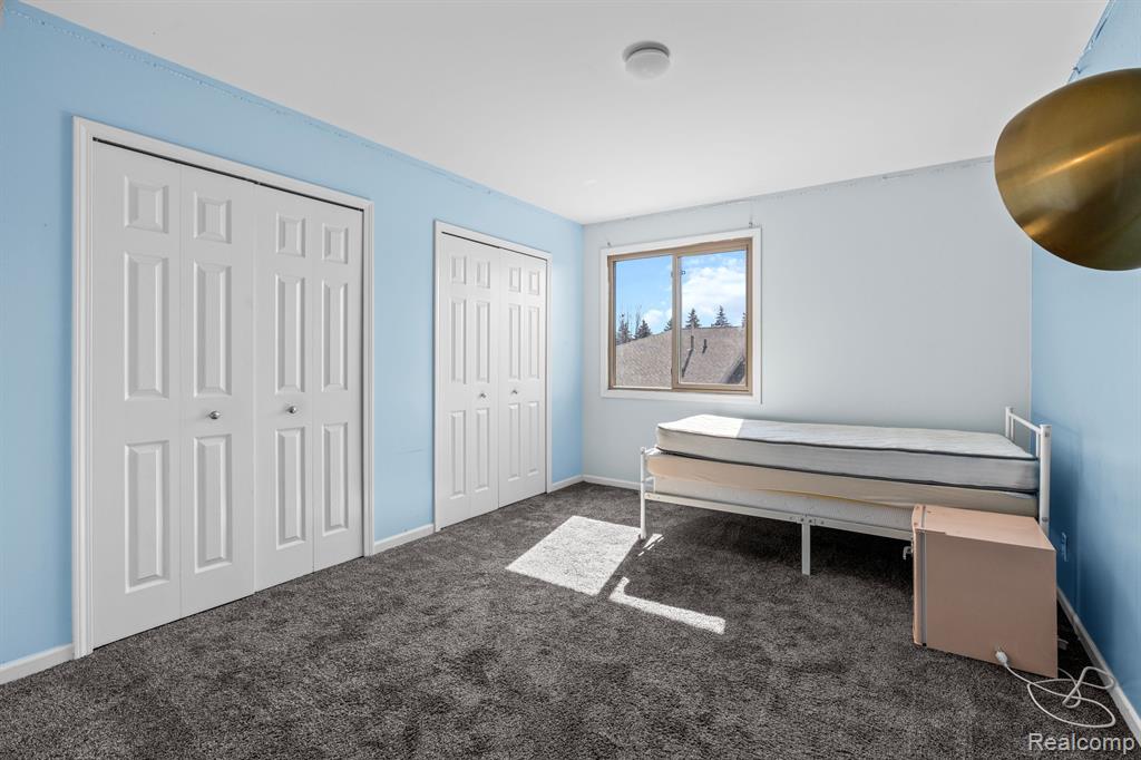 41874 BROOKVIEW Lane, Clinton Twp, MI 48038 — Photo 17