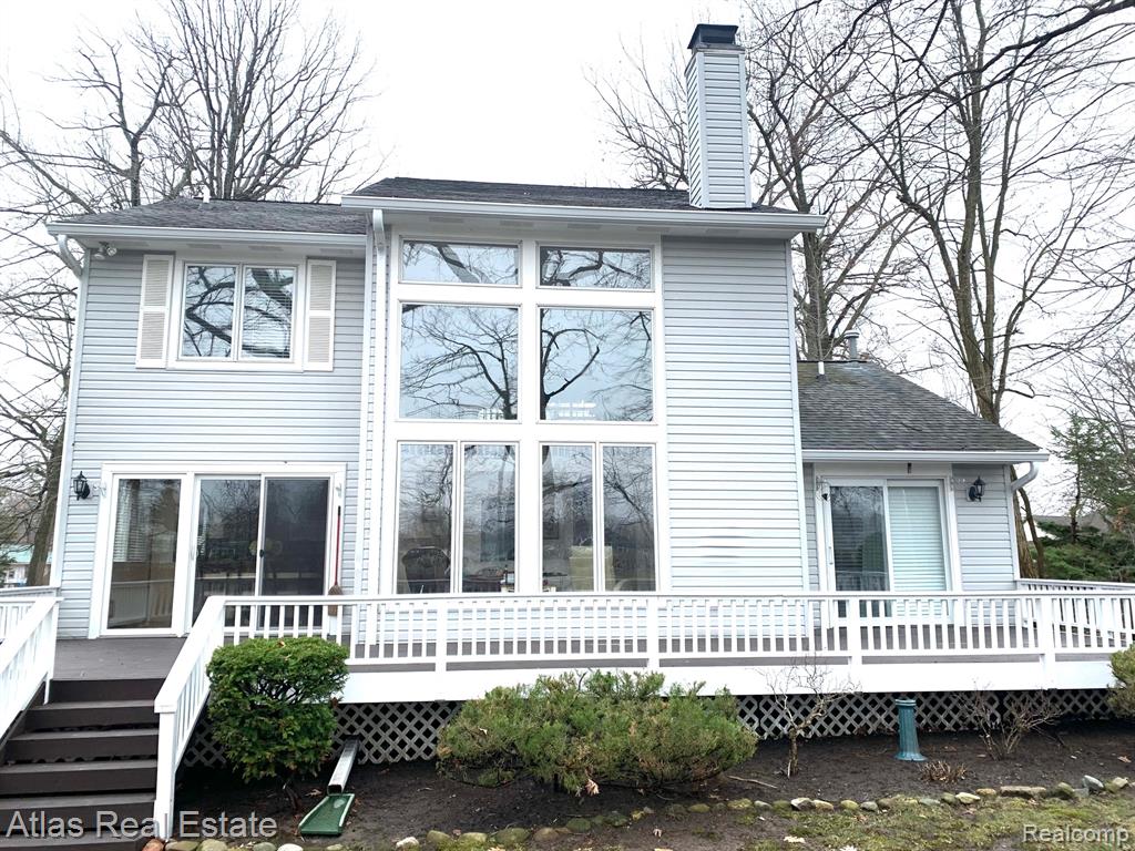 10235 Park Drive, Goodrich Vlg, MI — Photo 4
