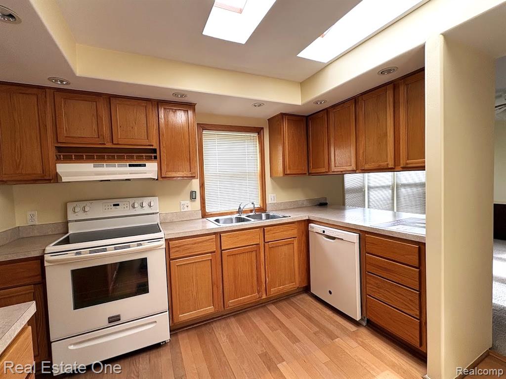 15351 Danseur Drive, Clinton Twp, MI 48038 — Photo 4