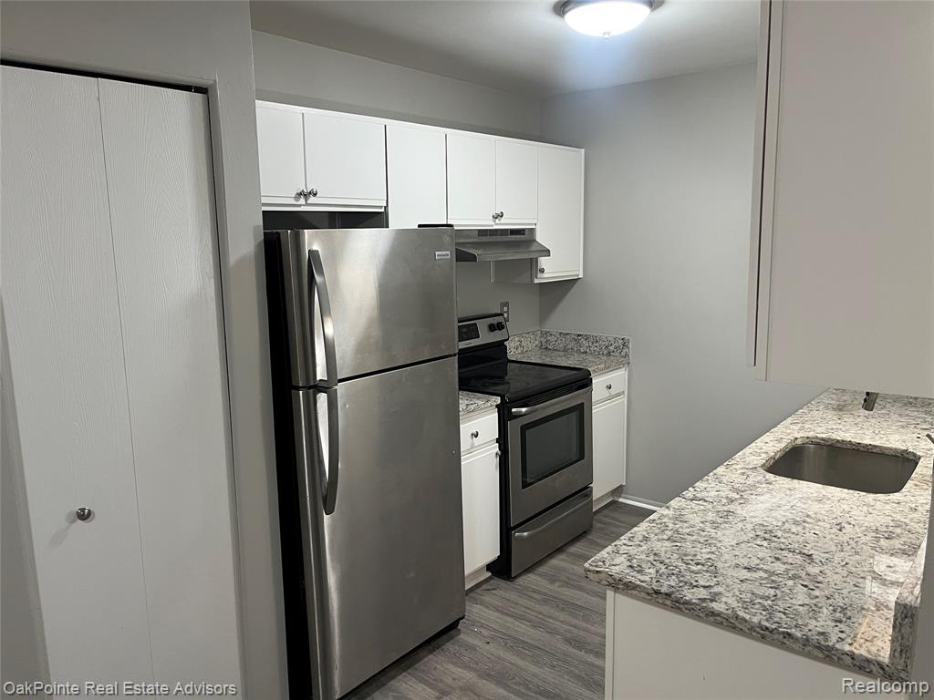 500 E Maplehurst Street, Ferndale, MI 48220 — Photo 11