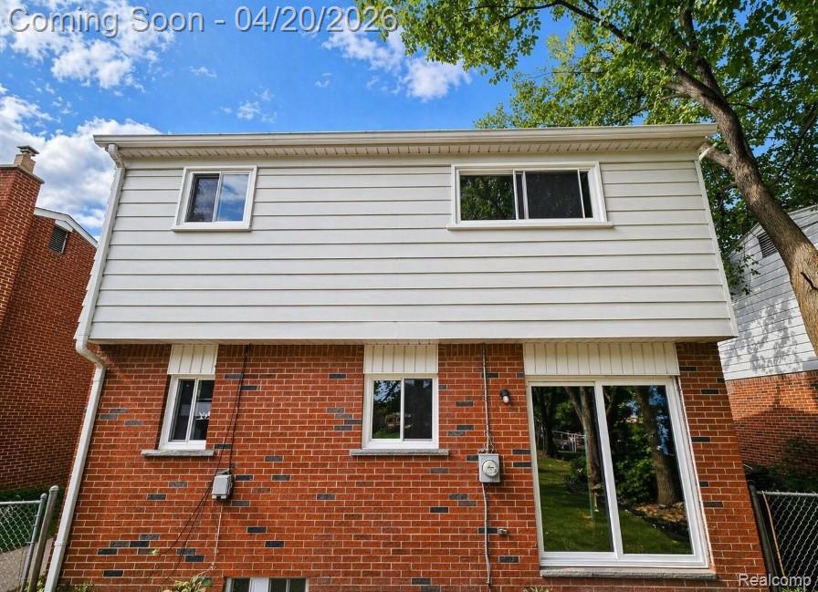 459 New York Avenue, Lincoln Park, MI 48146 — Photo 2