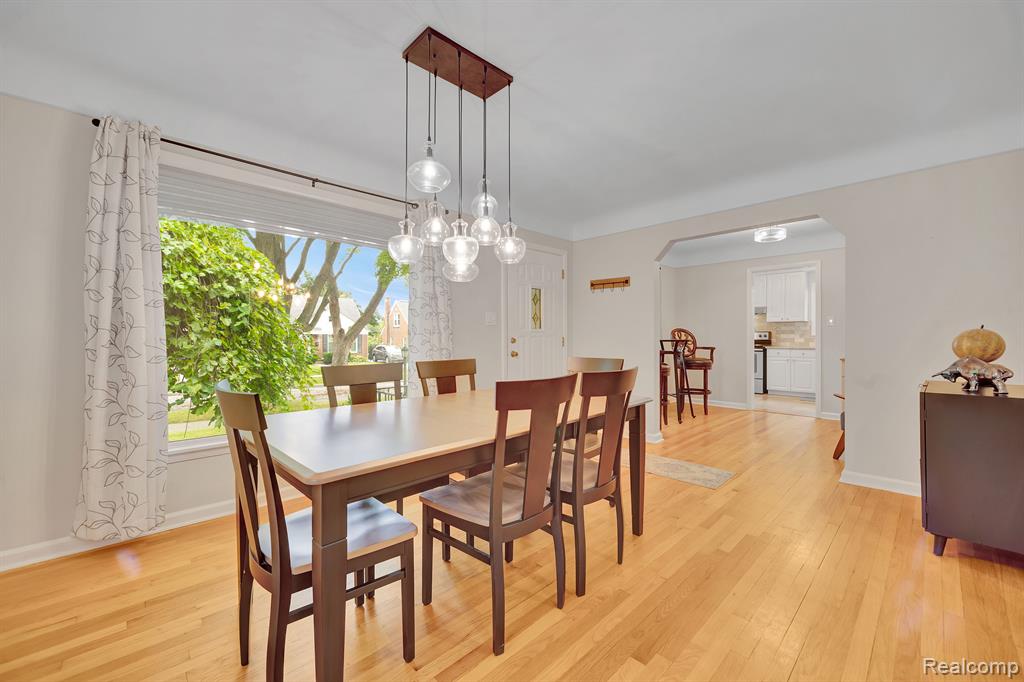 4423 Groveland Avenue, Royal Oak, MI 48073 — Photo 14