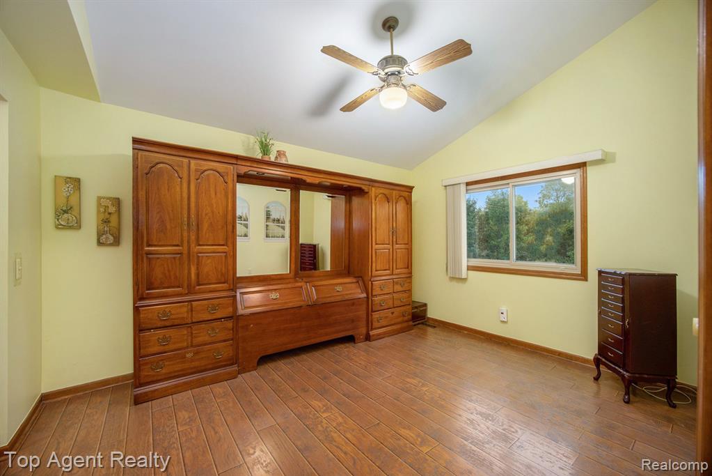 43378 Riverbend Boulevard, Clinton Twp, MI 48038 — Photo 15