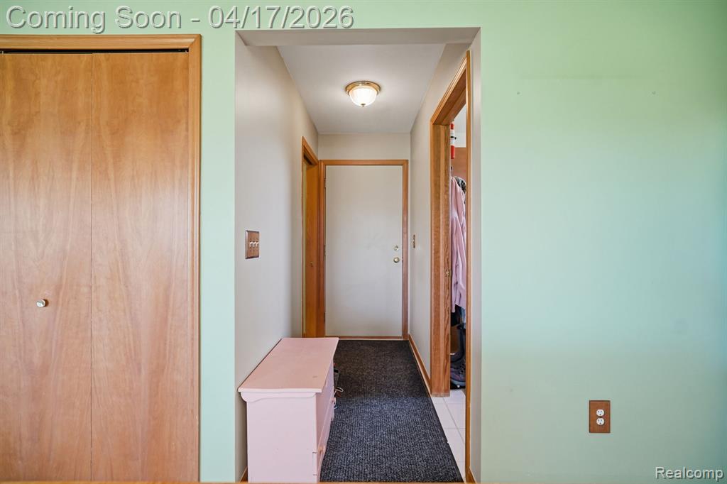 72689 Dequindre Road, Leonard, MI 48367 — Photo 15