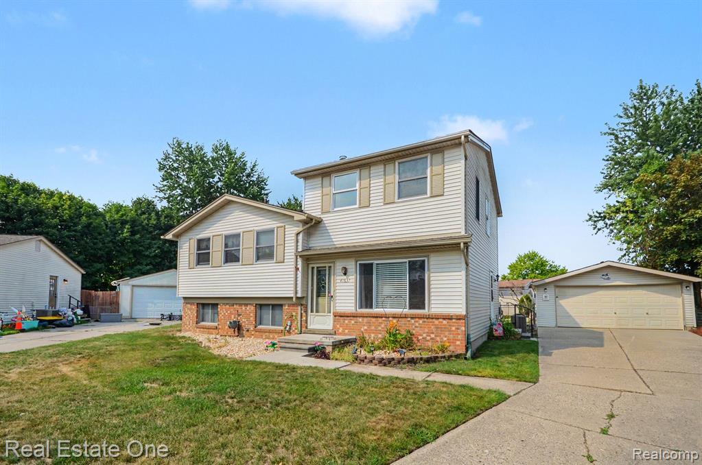 41637 Cimarron Street, Clinton Twp, MI 48038