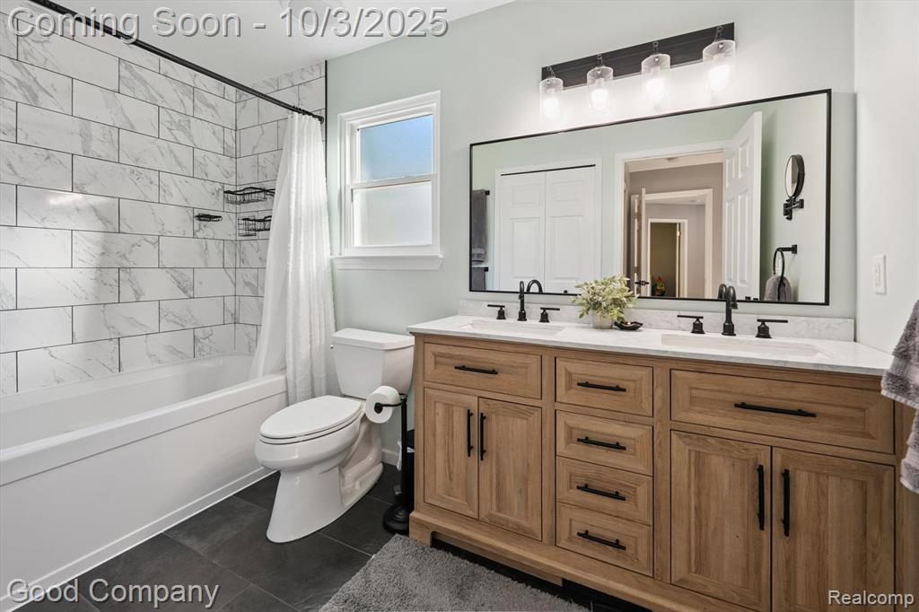 961 LOON Court, Fenton, MI 48430 — Photo 31