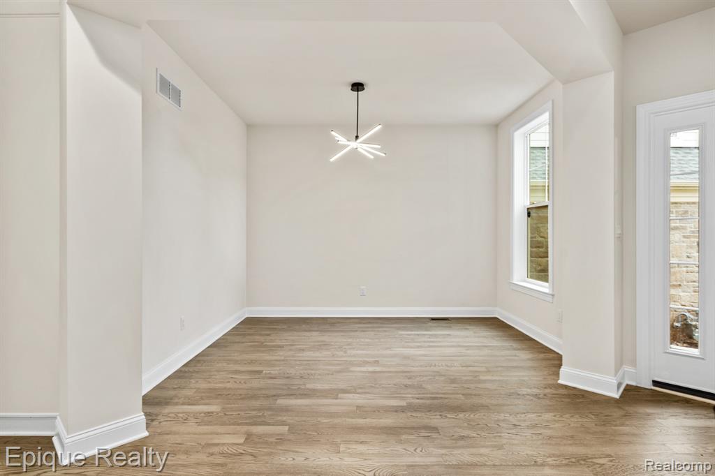 3090 N Spurway Drive, Ann Arbor, MI 48105 — Photo 23