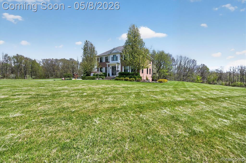 7156 Manor Lane, Fowlerville, MI 48836 — Photo 4