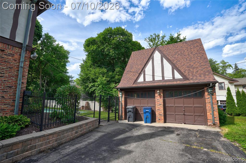 1117 South Drive, Flint, MI 48503 — Photo 6