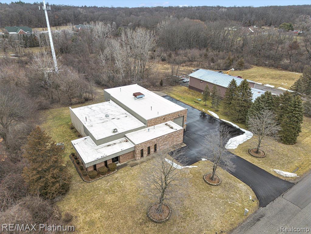 1200 HOLDEN AVENUE, Milford, MI, 48381