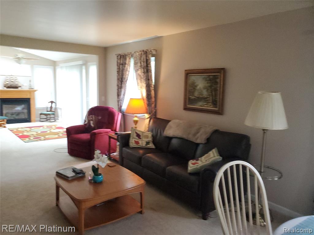 2285 Spartans Trail NW, 17, Pinckney, MI 48169 — Photo 4
