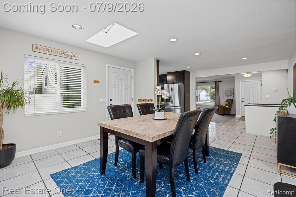 42118 Villanova Drive, Sterling Heights, MI 48313 — Photo 22