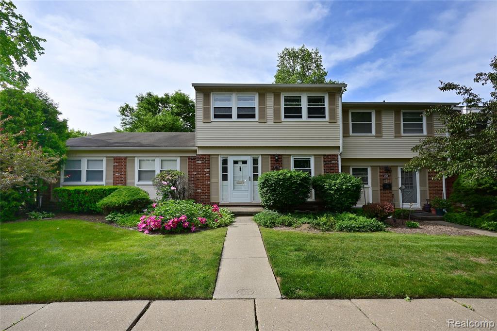 5177 Buckingham, Troy, MI 48098 — front exterior