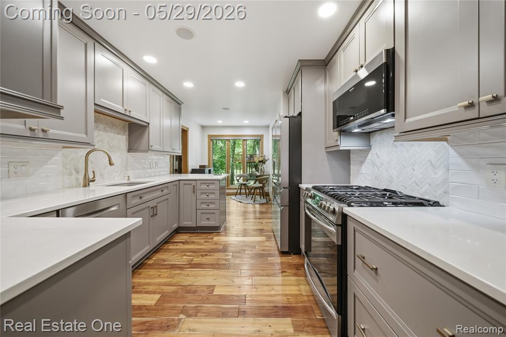 4640 Oak Lane, Whitmore Lake, MI 48189 — Photo 14