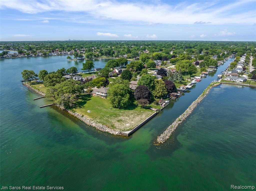 22416 Ardmore Park Drive, Saint Clair Shores, MI 48081 — Photo 37
