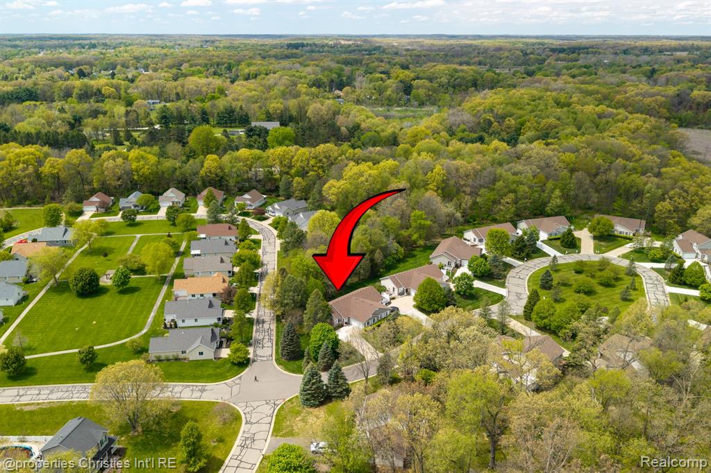 8896 Redstone Drive, Pinckney, MI 48169 — Photo 22