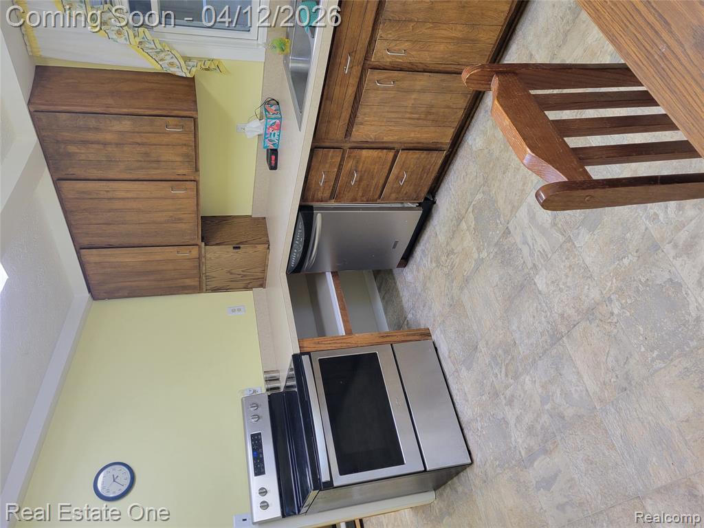 5415 Pine Knob Lane, Clarkston, MI — Photo 6