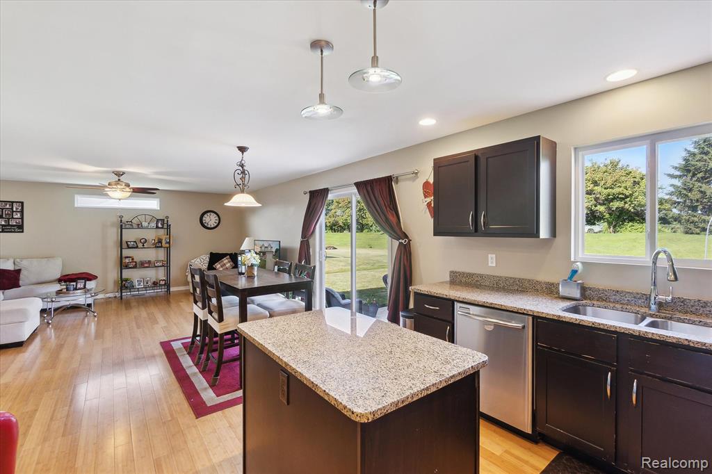 5332 Northwood Road, Grand Blanc, MI 48439 — Photo 11
