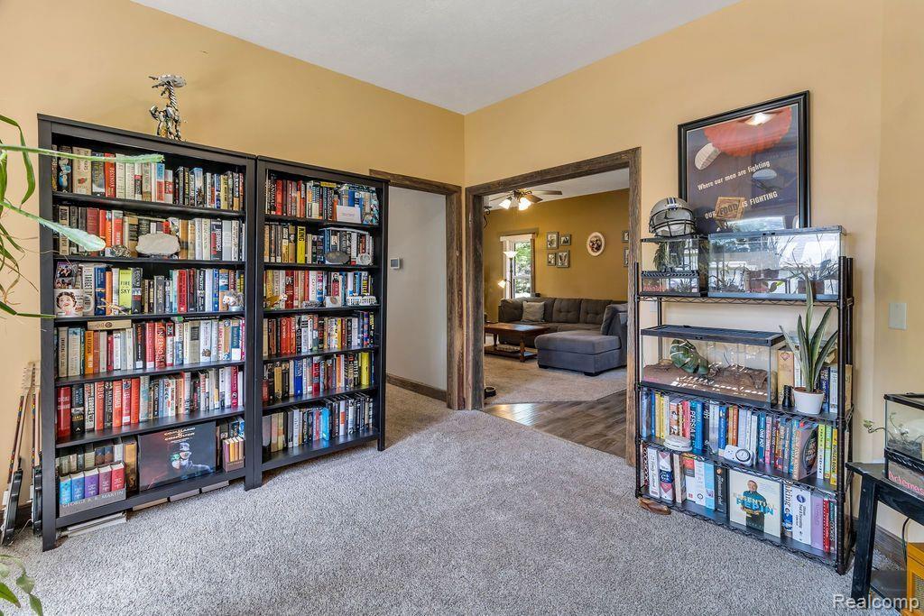 613 E GRAND RIVER Road, Laingsburg, MI 48848 — Photo 17