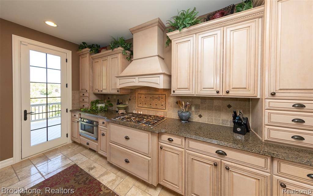4628 COASTAL PKWY, White Lake, MI — Photo 31