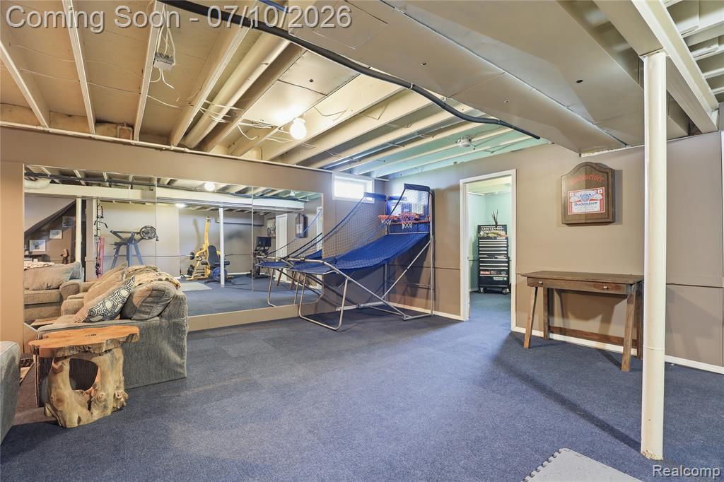 5275 E Maple Avenue, Grand Blanc, MI 48439 — Photo 37