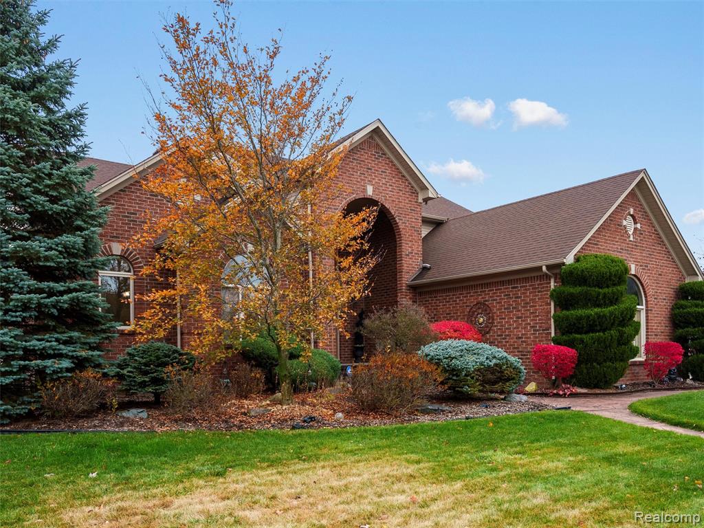 50100 Victoria Place, Macomb, MI 48044 — Photo 2