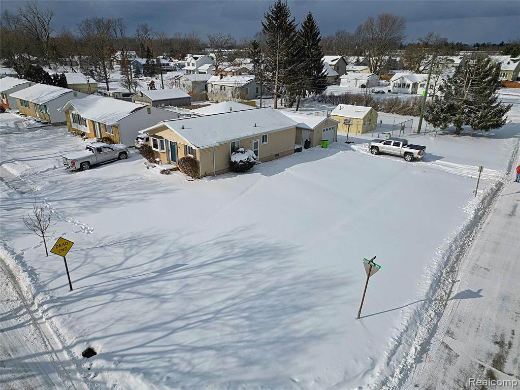 412 Cambridge Avenue, South Lyon, MI 48178 — Photo 5