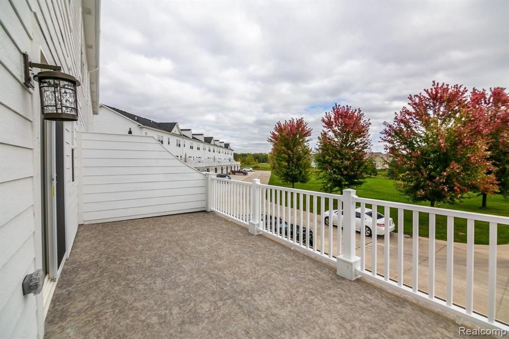 53438 CHAMPLAIN Street, Macomb, MI 48042 — Photo 17