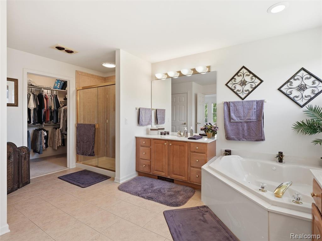 5631 Skye Court, Rochester, MI 48306 — Photo 45