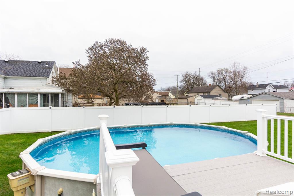 843 CHERRY Street, Wyandotte, MI 48192 — Photo 49