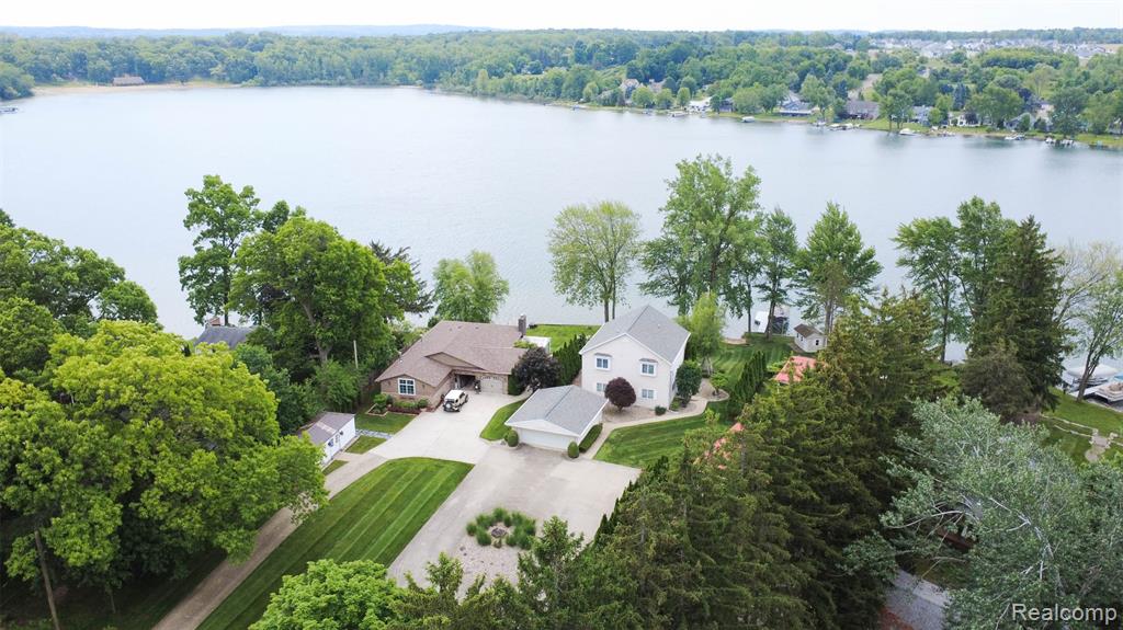 6081 Byram Lake Drive, Linden, MI 48451 — Photo 66