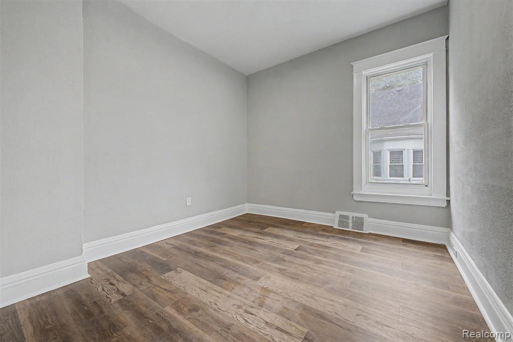 2971 Bewick Street, Detroit, MI 48214 — Photo 7