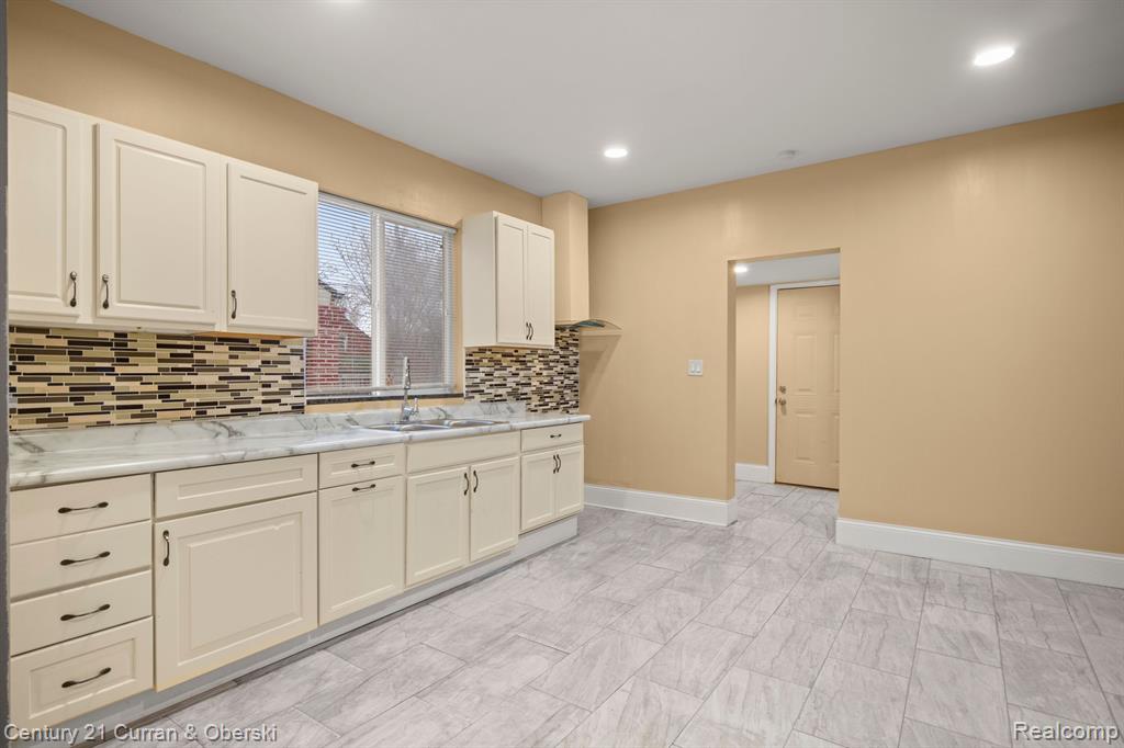 6225 HORATIO Street, Detroit, MI 48210 — Photo 8