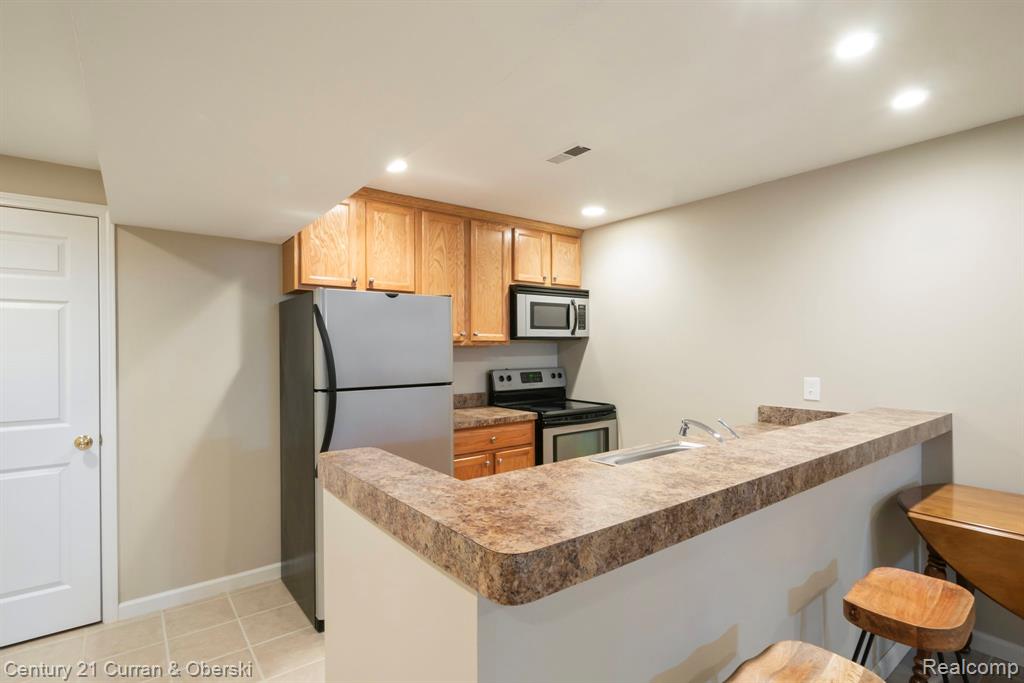 48742 Tanglewood Drive, Macomb, MI 48044 — Photo 58