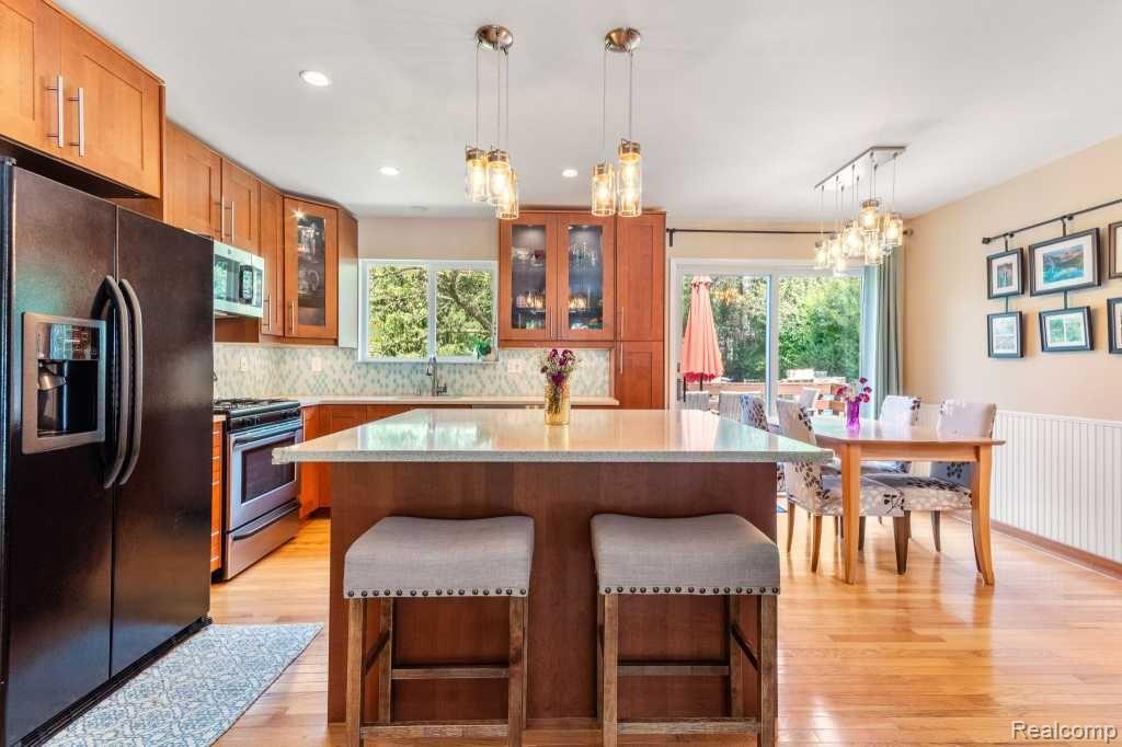 369 LARKSPUR Street, Ann Arbor, MI 48105 — Photo 11