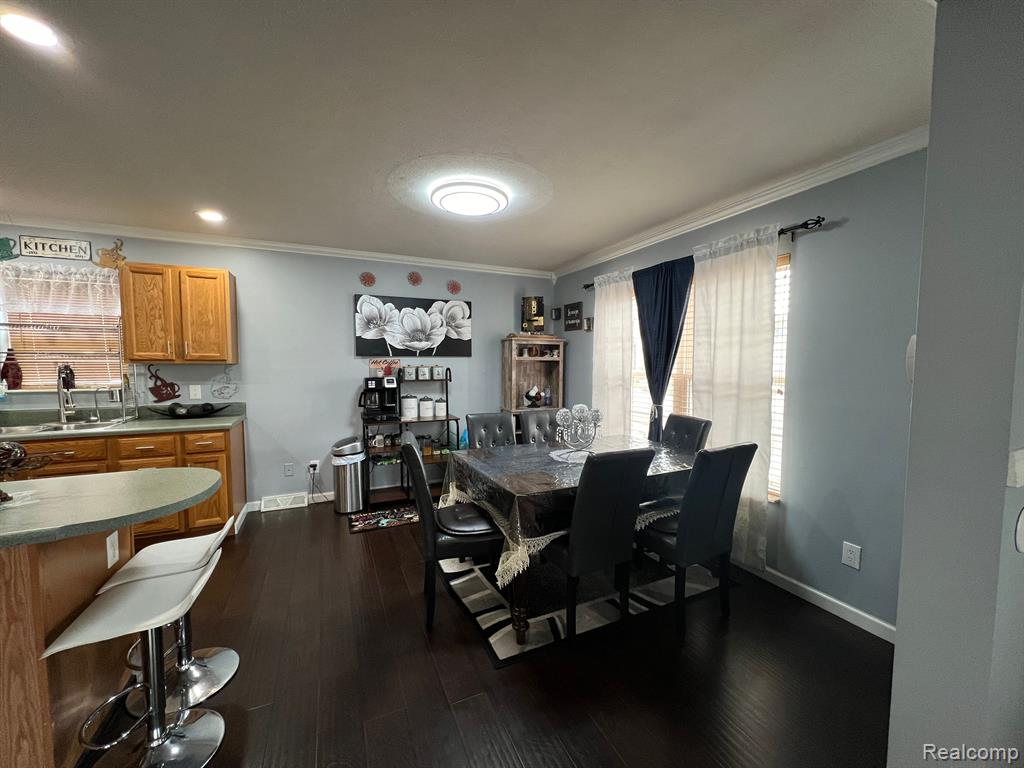 614 STIRLING Street, Pontiac, MI 48340 — Photo 10