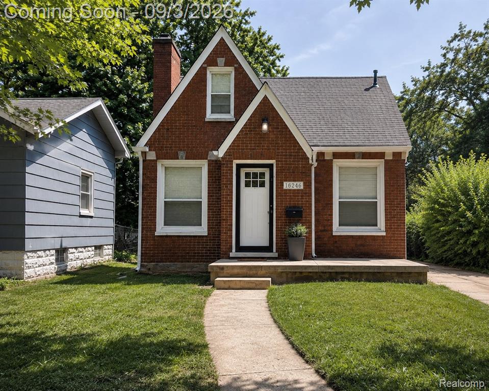 16246 Strathmoor Street, Detroit, MI 48235