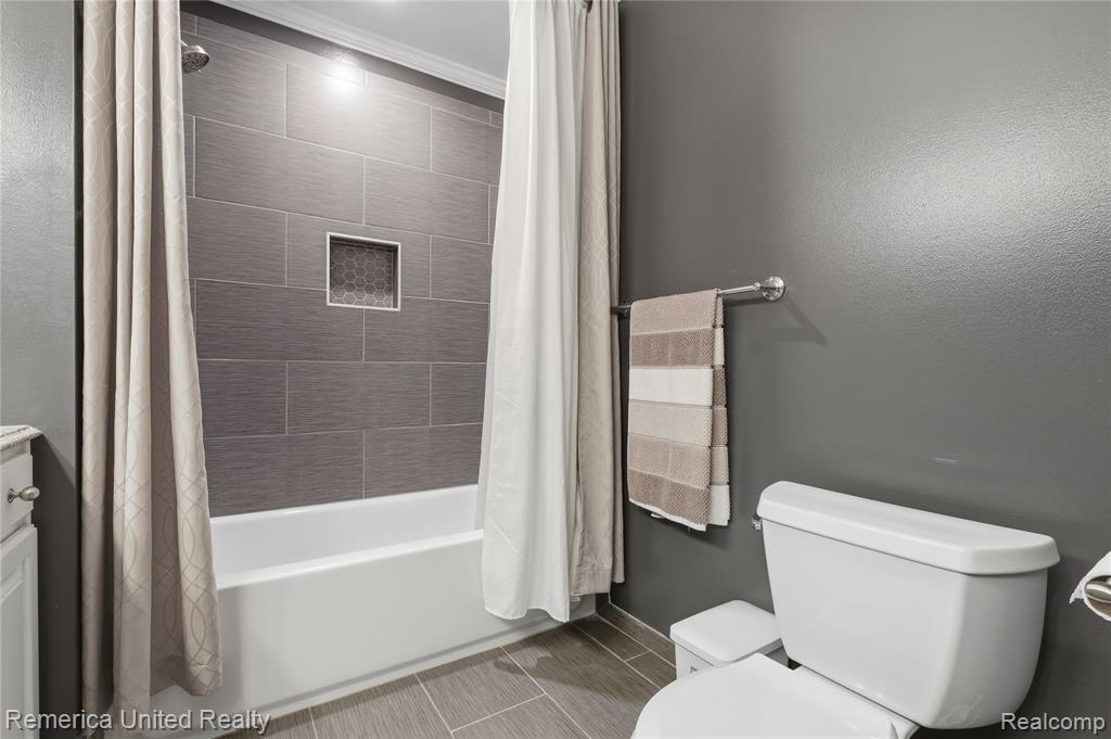 12825 Larkins Road, Brighton, MI 48114 — Photo 52